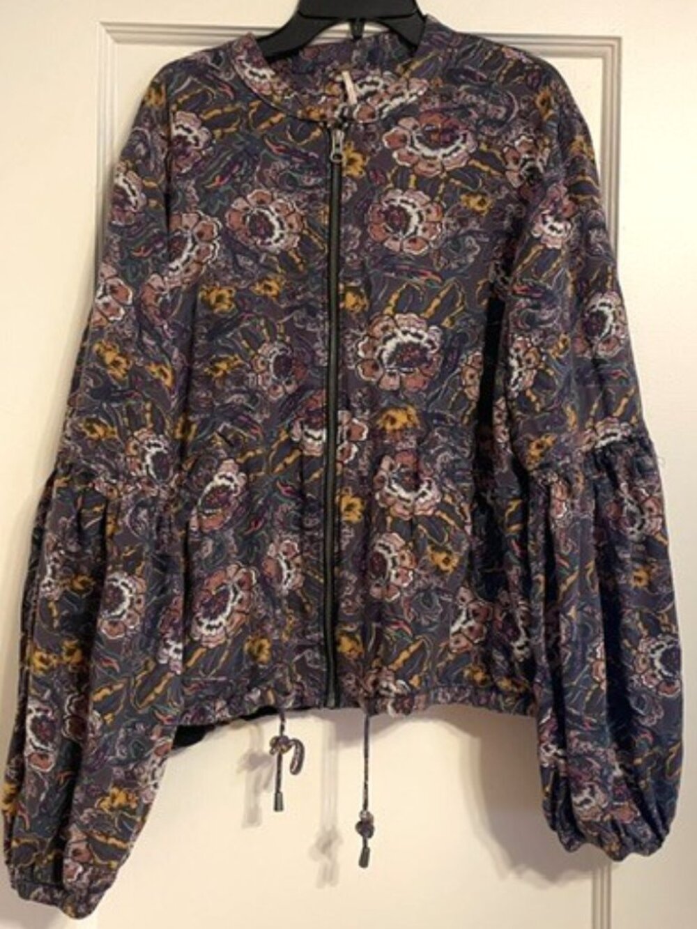 FREE PEOPLE Floral Tapestry ZIp Up Jacket Balloon Sleeves S Small